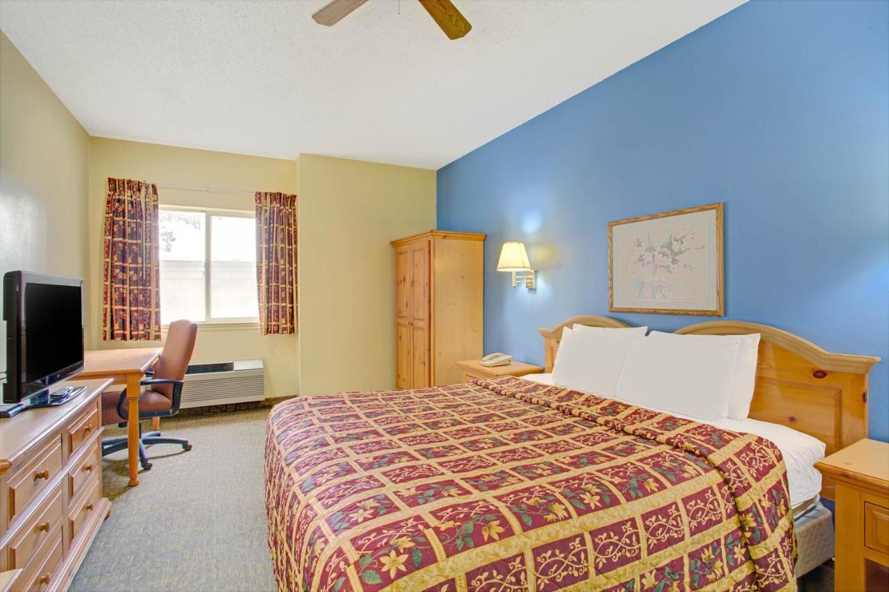 Days Inn By Wyndham Lehi Bilik gambar